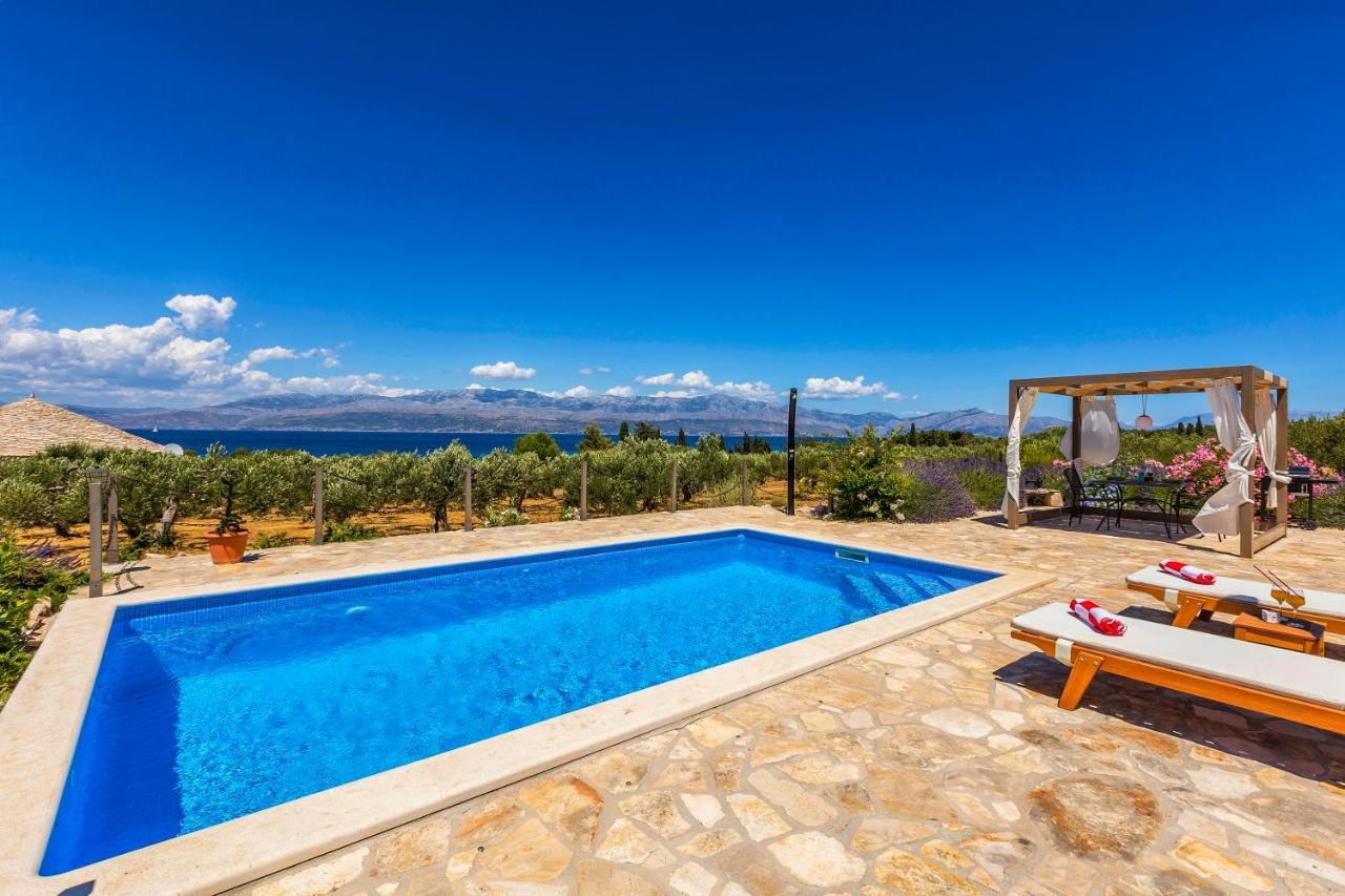 Magical Island Home Supetar Exterior photo